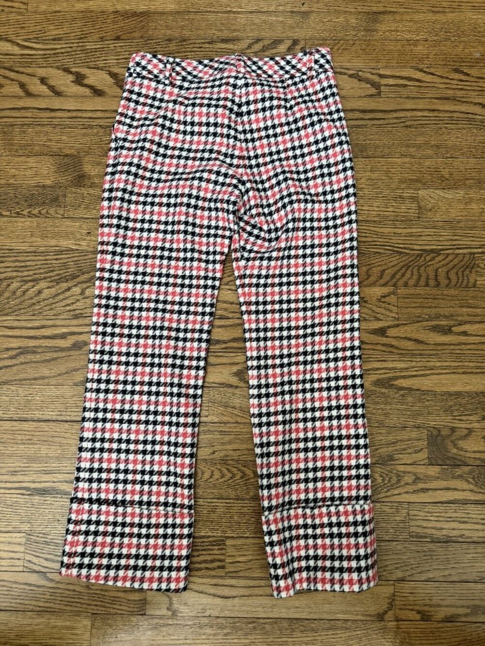 TRINA TURK checker plad excellent condition size 00